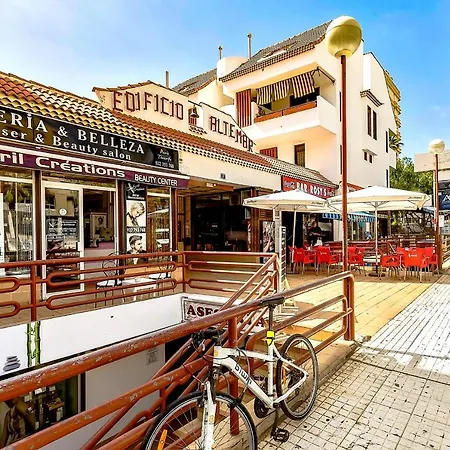 Two Bedrooms In Las Americas Apartman